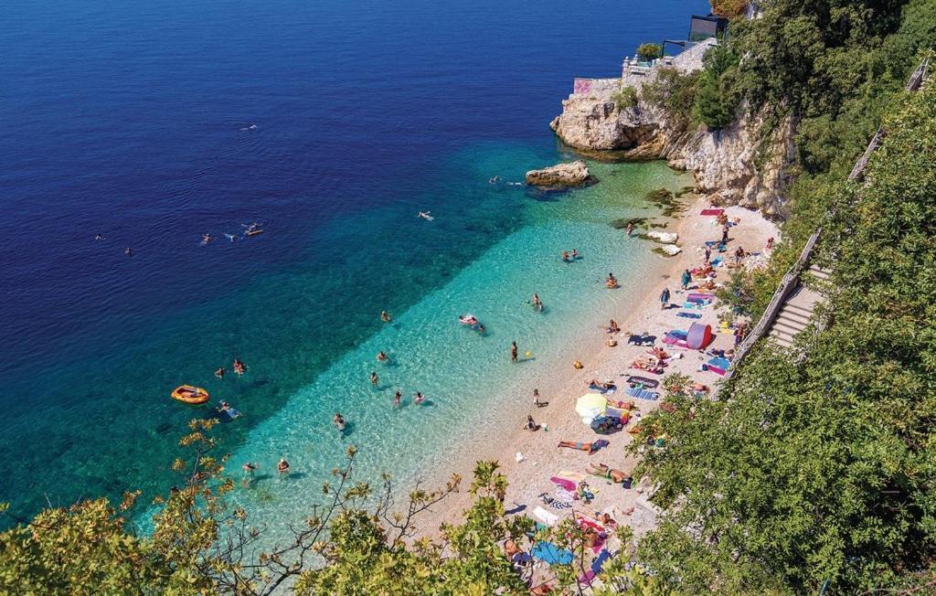 Ferienwohnung Mit Pool Kroatien Mit Meerblick Und Pool Lovran Exteriér fotografie