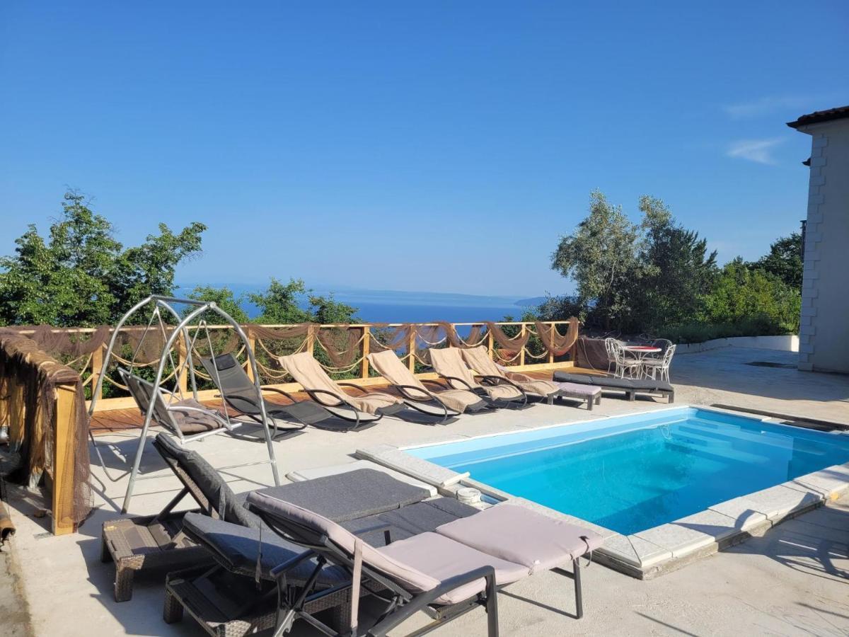 Ferienwohnung Mit Pool Kroatien Mit Meerblick Und Pool Lovran Exteriér fotografie
