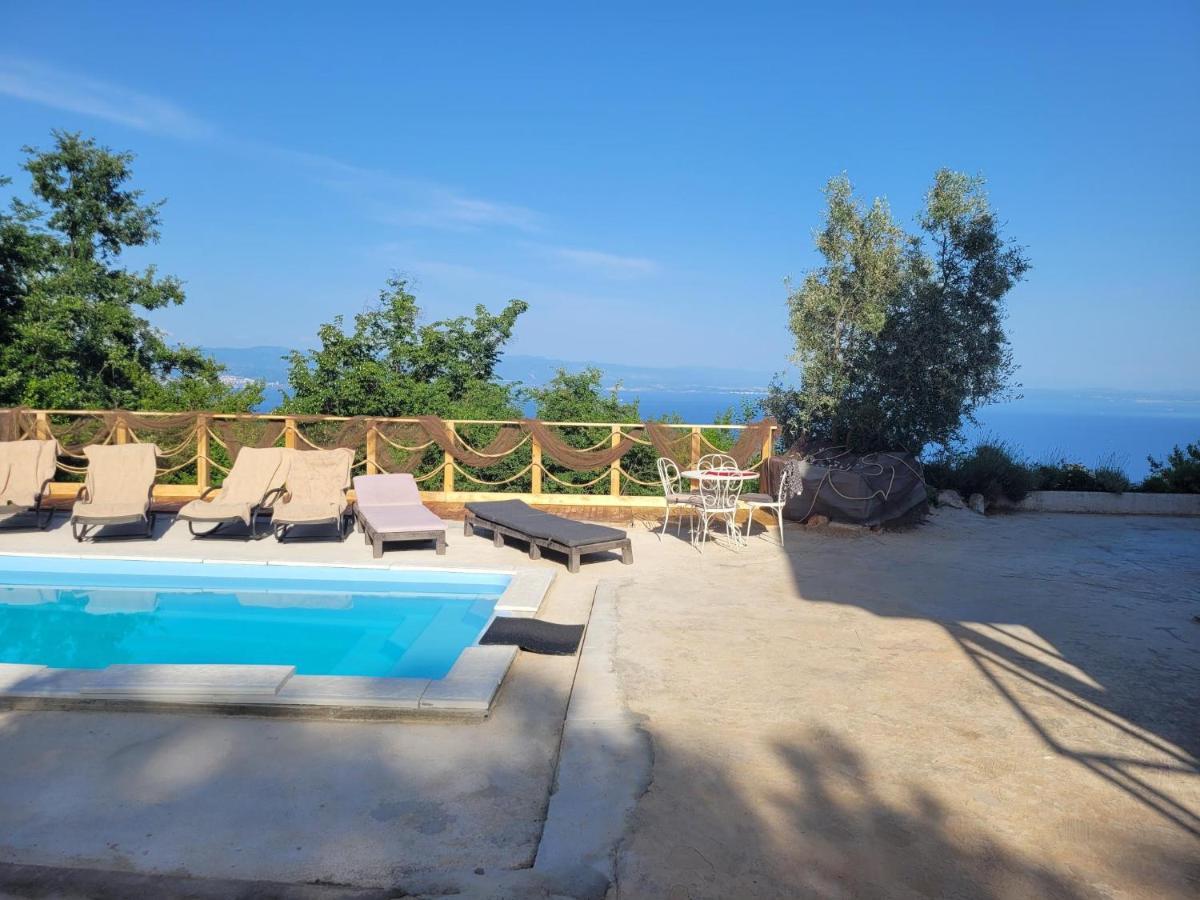 Ferienwohnung Mit Pool Kroatien Mit Meerblick Und Pool Lovran Exteriér fotografie